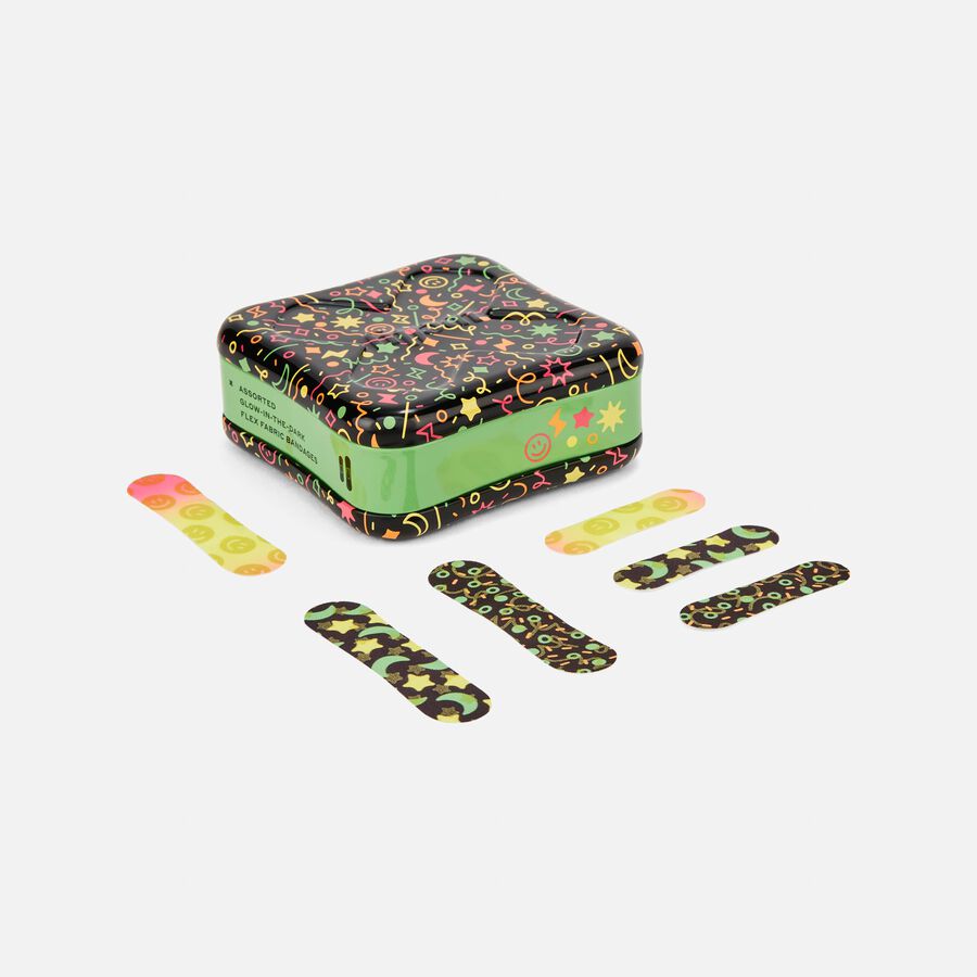 Welly Bravery Badges Glow-in-the-Dark Bandages, 39 ct., , large image number 3